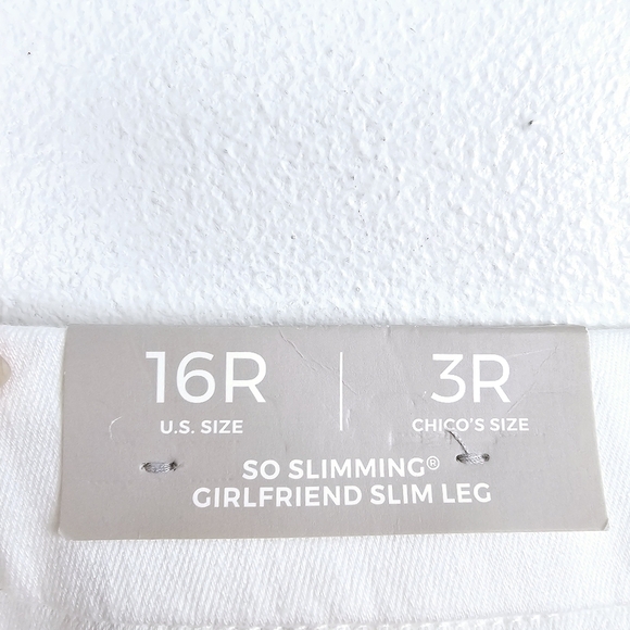 Chico's #570258018 So Slimming White Girlfriend Ankle Jeans NWT - Picture 9 of 16